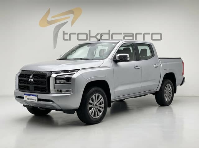 Mitsubishi L200 Triton por assinatura